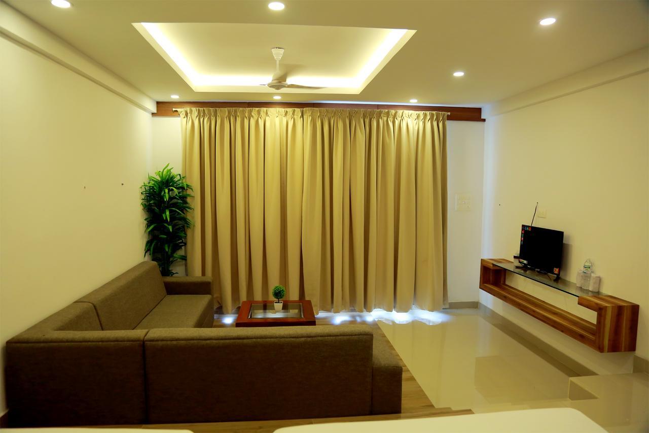Athirapilly River Resort Athirappilly Exterior photo